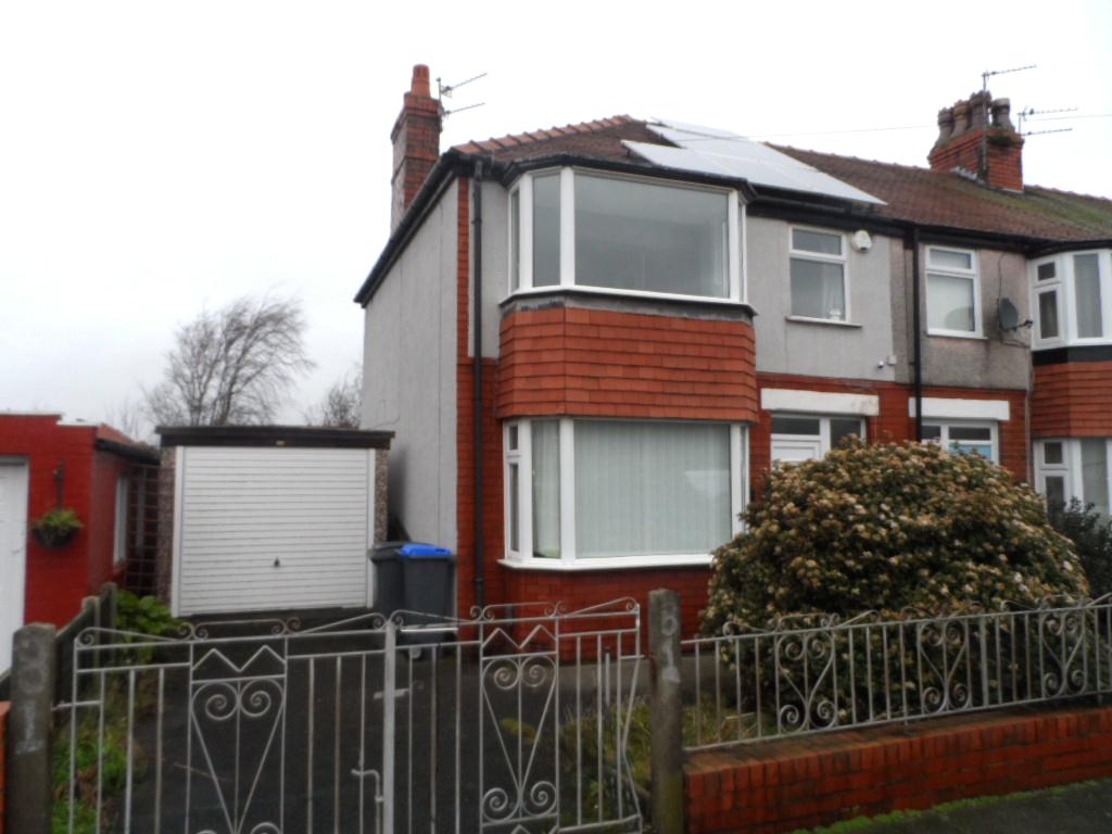 Willowbank Avenue, Blackpool, FY4 3ND Broomheads Estate Agent