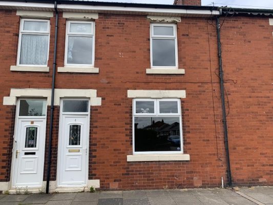 Dalton Ave, Blackpool, FY4 2QF