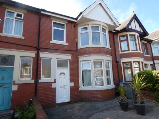 Leamington Road, Blackpool, FY1 4HF